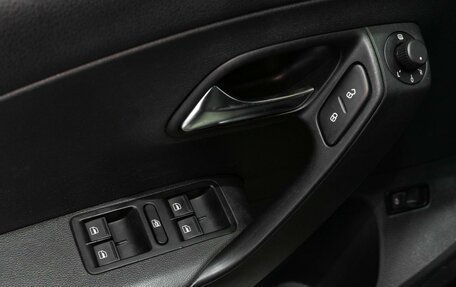Volkswagen Polo VI (EU Market), 2017 год, 1 019 000 рублей, 19 фотография