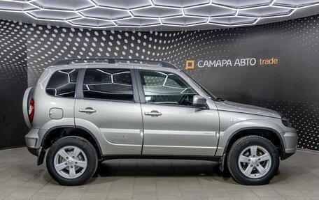 Chevrolet Niva I рестайлинг, 2018 год, 888 000 рублей, 5 фотография