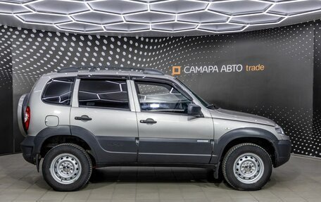 Chevrolet Niva I рестайлинг, 2014 год, 428 000 рублей, 5 фотография