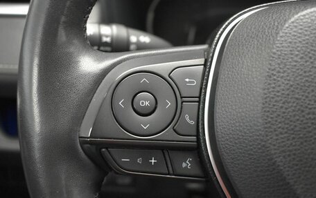 Toyota RAV4, 2020 год, 3 290 000 рублей, 10 фотография