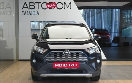 Toyota RAV4, 2020 год, 3 290 000 рублей, 2 фотография