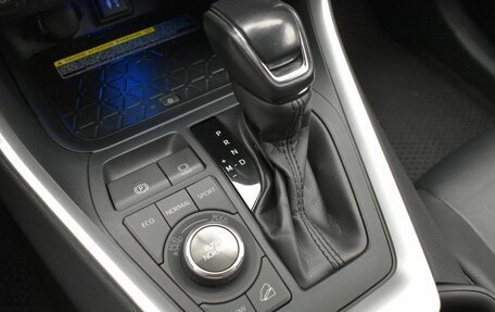 Toyota RAV4, 2020 год, 3 290 000 рублей, 19 фотография