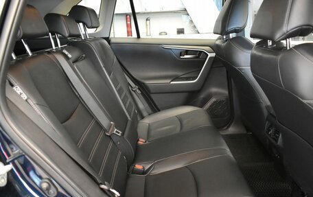 Toyota RAV4, 2020 год, 3 290 000 рублей, 20 фотография