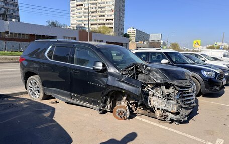 Chevrolet Traverse II, 2018 год, 1 450 000 рублей, 2 фотография