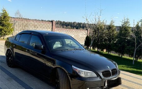 BMW 5 серия, 2006 год, 950 000 рублей, 1 фотография