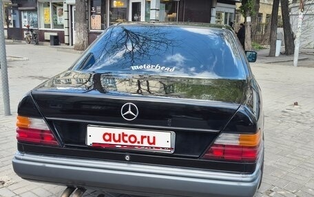 Mercedes-Benz E-Класс, 1993 год, 760 000 рублей, 5 фотография