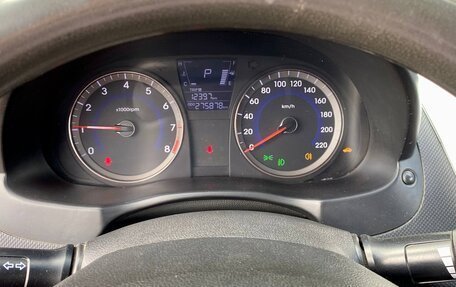Hyundai Solaris II рестайлинг, 2012 год, 900 000 рублей, 2 фотография