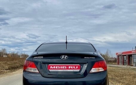 Hyundai Solaris II рестайлинг, 2012 год, 900 000 рублей, 9 фотография
