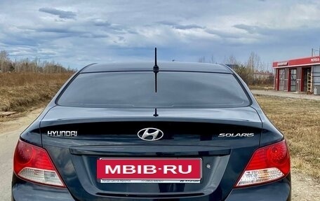 Hyundai Solaris II рестайлинг, 2012 год, 900 000 рублей, 18 фотография