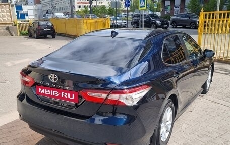 Toyota Camry, 2019 год, 2 830 000 рублей, 4 фотография