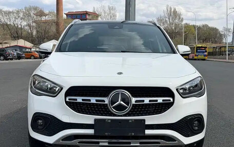 Mercedes-Benz GLA, 2022 год, 2 050 000 рублей, 2 фотография