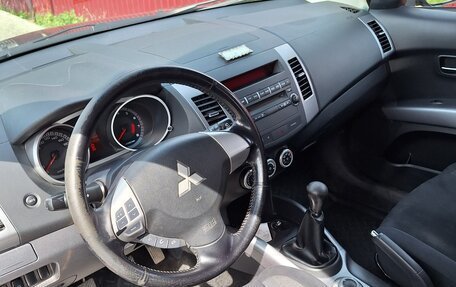 Mitsubishi Outlander III рестайлинг 3, 2008 год, 1 150 000 рублей, 9 фотография