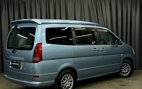 Nissan Serena II, 2002 год, 749 888 рублей, 3 фотография