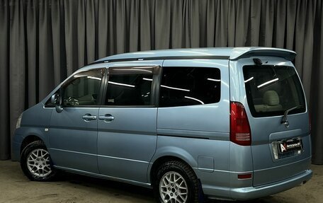 Nissan Serena II, 2002 год, 749 888 рублей, 4 фотография