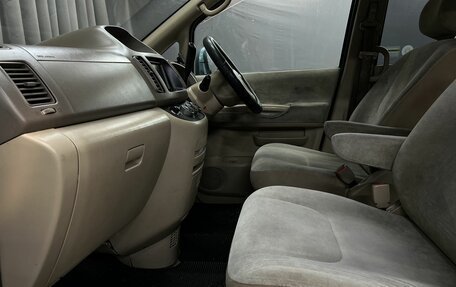 Nissan Serena II, 2002 год, 749 888 рублей, 9 фотография