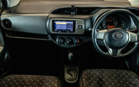 Toyota Vitz, 2016 год, 939 000 рублей, 5 фотография
