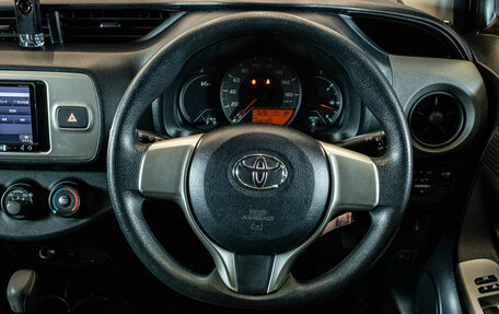 Toyota Vitz, 2016 год, 939 000 рублей, 6 фотография