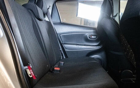 Toyota Vitz, 2016 год, 939 000 рублей, 17 фотография