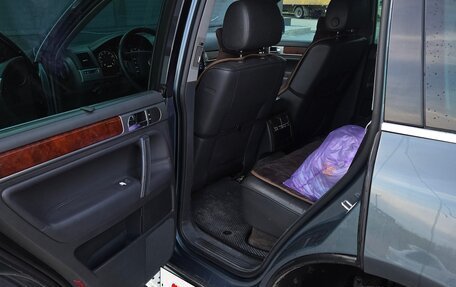 Volkswagen Touareg III, 2004 год, 700 000 рублей, 9 фотография
