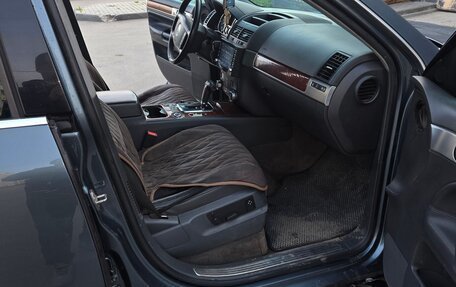 Volkswagen Touareg III, 2004 год, 700 000 рублей, 7 фотография