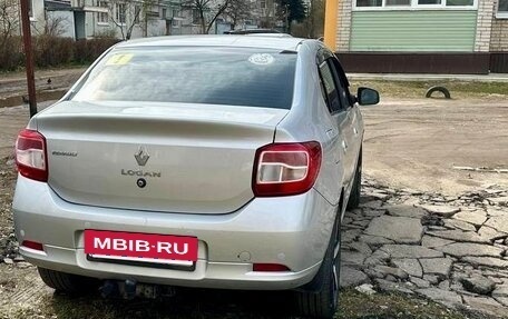 Renault Logan II, 2016 год, 580 000 рублей, 4 фотография