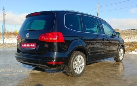 Volkswagen Sharan II, 2013 год, 1 250 000 рублей, 10 фотография