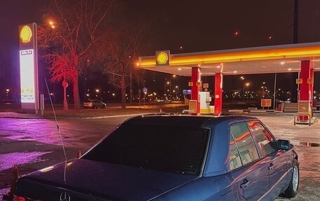 Mercedes-Benz E-Класс, 1993 год, 650 000 рублей, 13 фотография