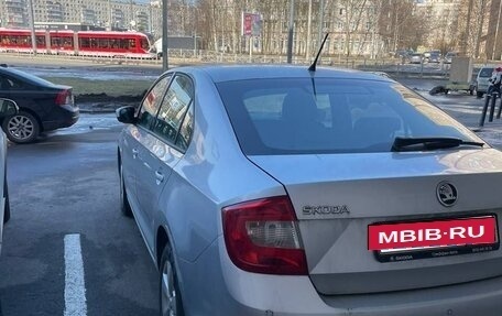 Skoda Rapid I, 2015 год, 800 000 рублей, 2 фотография