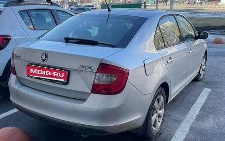 Skoda Rapid I, 2015 год, 800 000 рублей, 3 фотография