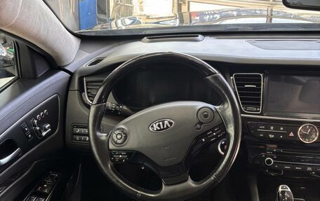 KIA Quoris I, 2017 год, 2 200 000 рублей, 13 фотография