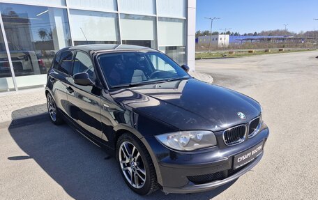 BMW 1 серия, 2011 год, 695 000 рублей, 5 фотография