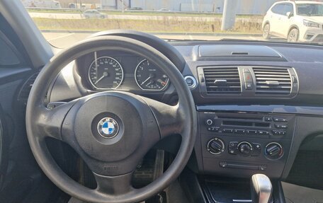 BMW 1 серия, 2011 год, 695 000 рублей, 14 фотография