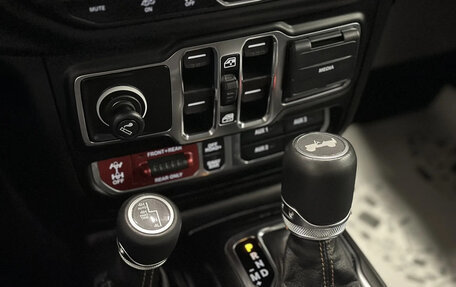 Jeep Wrangler, 2022 год, 14 000 000 рублей, 14 фотография