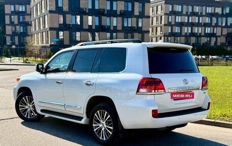 Toyota Land Cruiser 200, 2014 год, 3 882 000 рублей, 11 фотография