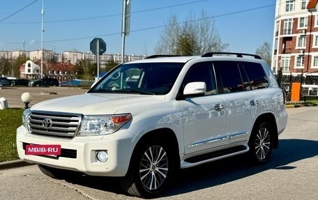 Toyota Land Cruiser 200, 2014 год, 3 882 000 рублей, 8 фотография