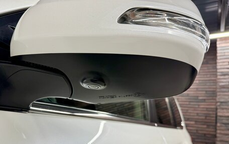 Toyota Land Cruiser 200, 2014 год, 3 882 000 рублей, 37 фотография