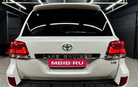 Toyota Land Cruiser 200, 2014 год, 3 882 000 рублей, 35 фотография