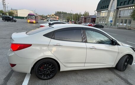 Hyundai Solaris II рестайлинг, 2014 год, 1 250 000 рублей, 10 фотография