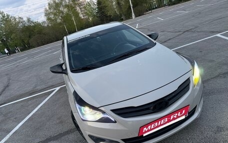 Hyundai Solaris II рестайлинг, 2014 год, 1 250 000 рублей, 11 фотография