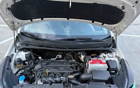 Hyundai Solaris II рестайлинг, 2014 год, 1 250 000 рублей, 39 фотография