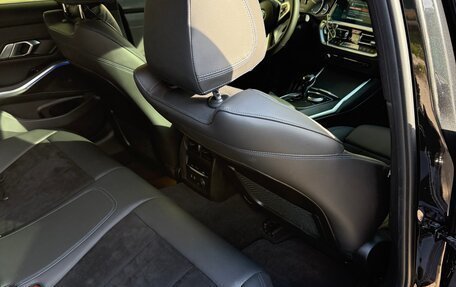 BMW 3 серия, 2020 год, 4 350 000 рублей, 10 фотография
