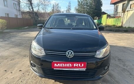 Volkswagen Polo VI (EU Market), 2013 год, 420 000 рублей, 2 фотография
