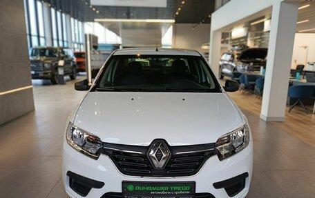 Renault Logan II, 2018 год, 680 000 рублей, 2 фотография