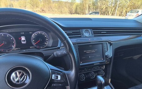 Volkswagen Passat B8 рестайлинг, 2016 год, 1 850 000 рублей, 9 фотография