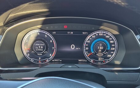 Volkswagen Passat B8 рестайлинг, 2016 год, 1 850 000 рублей, 16 фотография