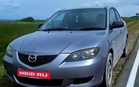 Mazda Axela, 2005 год, 380 000 рублей, 1 фотография