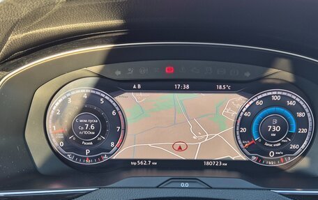 Volkswagen Passat B8 рестайлинг, 2016 год, 1 850 000 рублей, 17 фотография