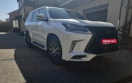 Lexus LX III, 2020 год, 9 800 000 рублей, 3 фотография