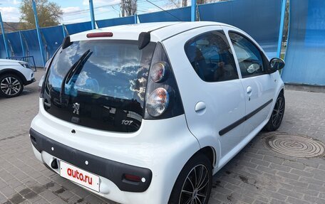Peugeot 107 I рестайлинг, 2011 год, 420 000 рублей, 2 фотография