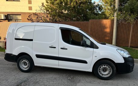 Peugeot Partner II рестайлинг 2, 2021 год, 1 200 000 рублей, 2 фотография